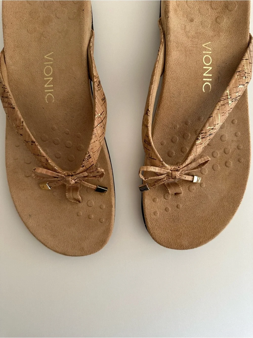 Vionic Tan Cork Thong Bella II sandals